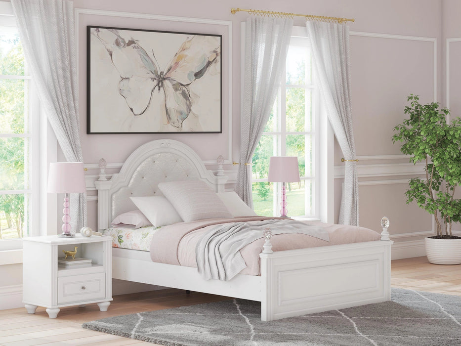 Kozlani Upholstered Bed