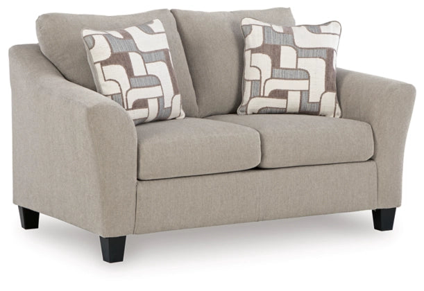 Willarae Loveseat